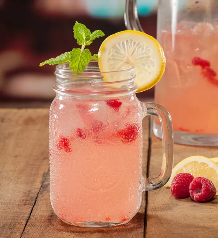 Berry Limonada Cocktail Sauza